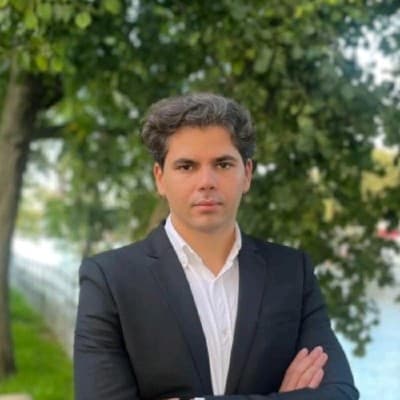 Nazim ABBAS-TERKI, fondateur de Vita Nuova